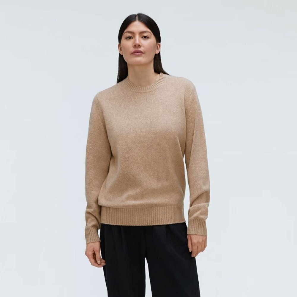 Everlane Unisex The Everyone Cashmere Crew Sweater in Light Camel XXSmall Unisex